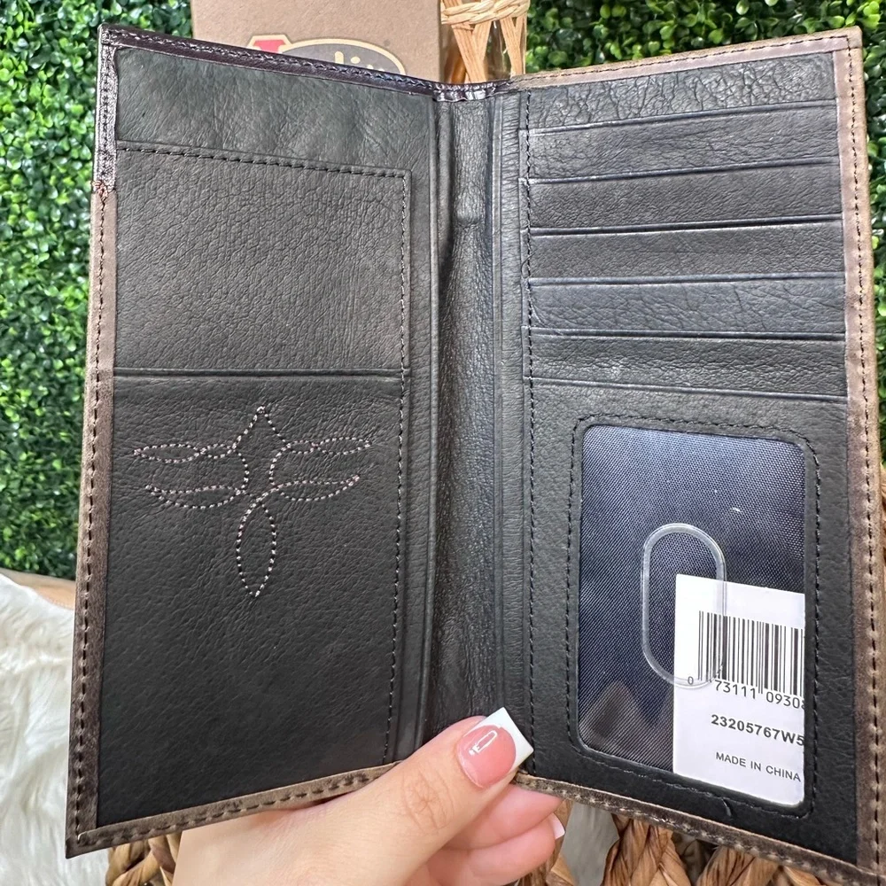 Justin‎ Boots Brown Leather tooled  rodeo Wallet nwt